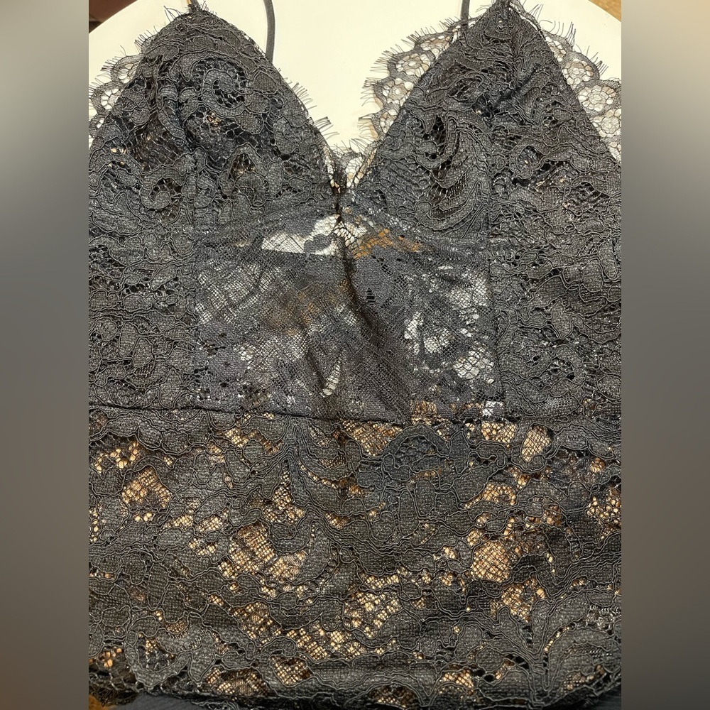 NWOT So Fancy Boutique Lace Dress Size Small. Black With Skin Tone Slip - Picture 9 of 12
